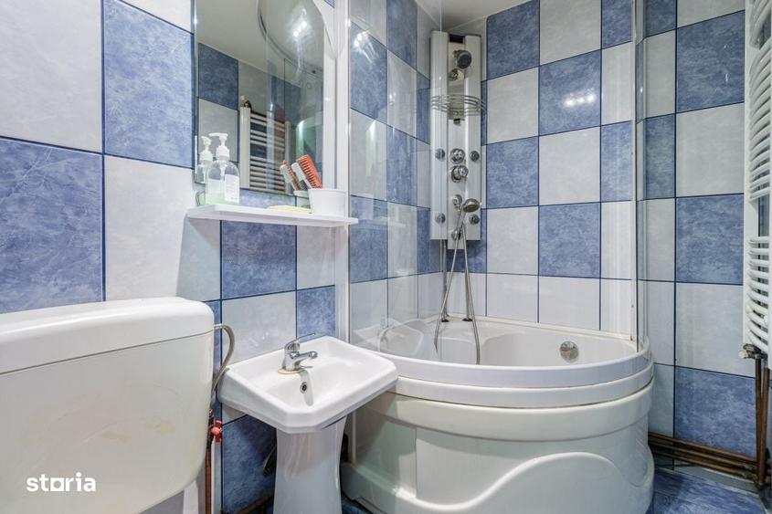 Apartament cu 3 camere decomandat în Central