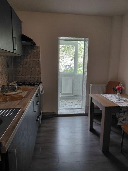 Apartament cu 2 camere decomandat în Mazepa 2