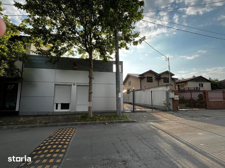 Spațiu comercial, de 350 mp, în Băneasa