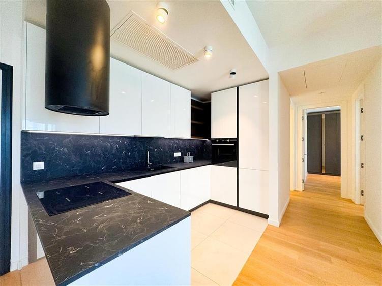 Apartament cu 3 camere decomandat, mobilat în Floreasca