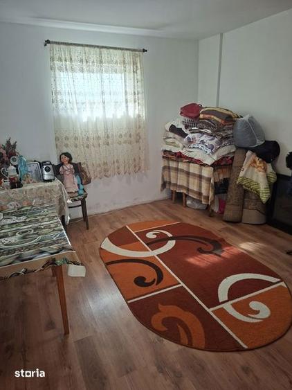 Casă cu 3 camere decomandat cu Teren 62 Mp în Central