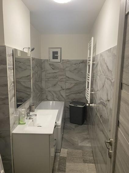 Apartament cu 2 camere decomandat în Exterior Vest