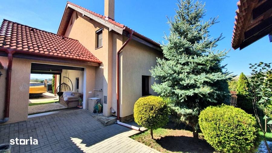 Casă cu Teren 407 Mp în Șura Mare