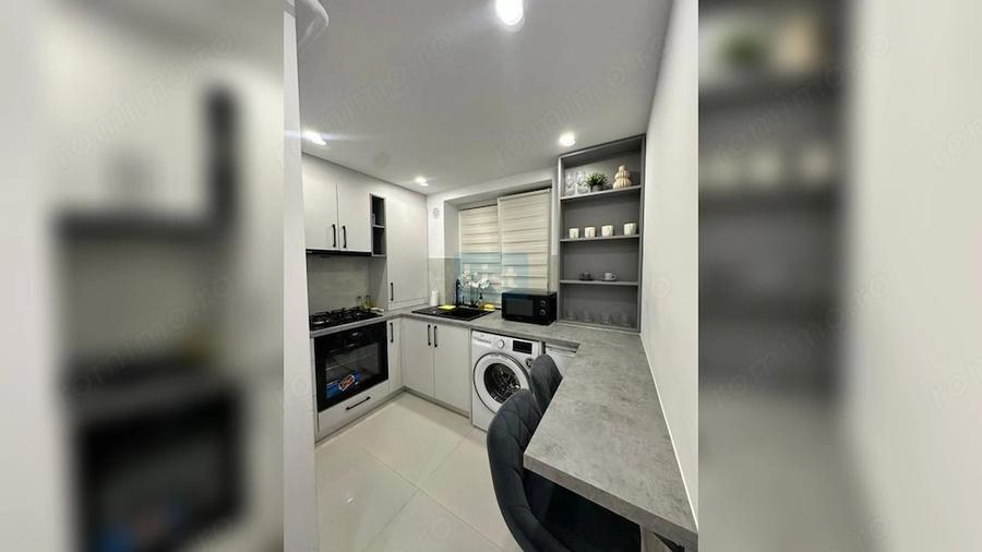 Garsonieră decomandată în Central