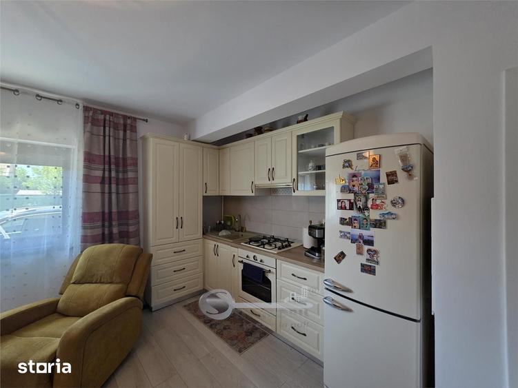 Apartament cu 3 camere decomandat în Valea Lupului