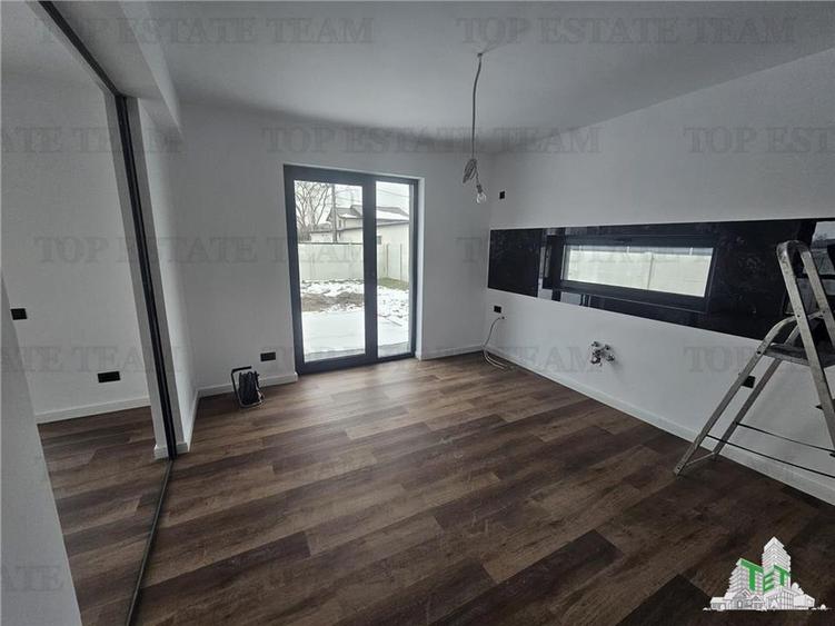 Casă individuală cu 5 camere cu Canalizare în Ciorogârla