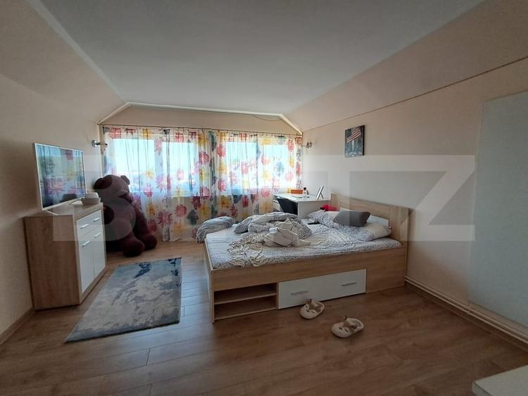 Casă individuală cu 5 camere cu Canalizare în Reghin