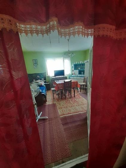 Casă cu 3 camere în Cristolț