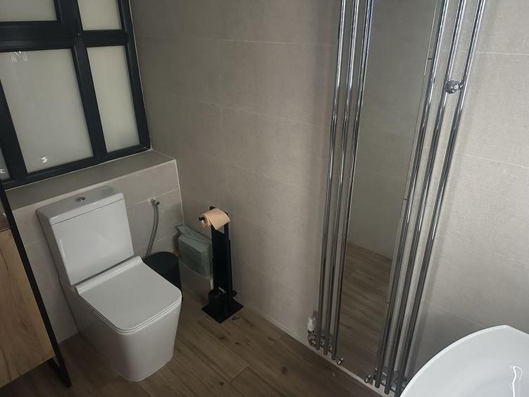 Spațiu comercial, de 230 mp, în Exterior Vest