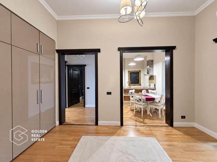 Apartament cu 3 camere decomandat, mobilat în Ultracentral