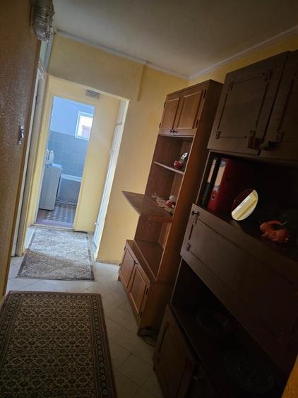Apartament cu 3 camere în Preajba Mare