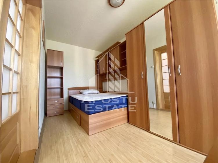 Apartament cu 2 camere semidecomandat în Complex Studențesc