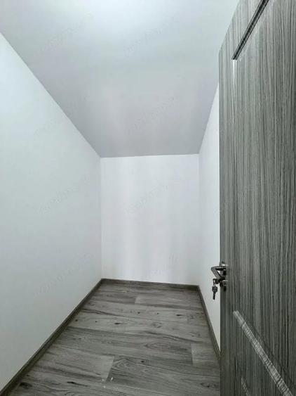 Casă cu 4 camere cu Teren 308 Mp în Giulești