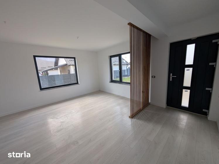Casă cu 4 camere cu Teren 530 Mp în Central