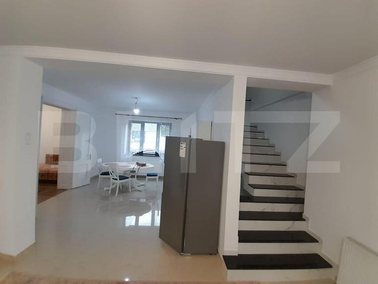 Casă individuală cu 5 camere cu Garaj în Central