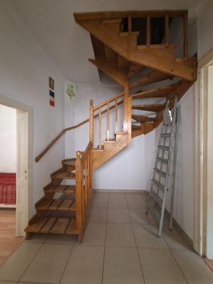 Casă cu 4 camere cu Canalizare în Titulescu