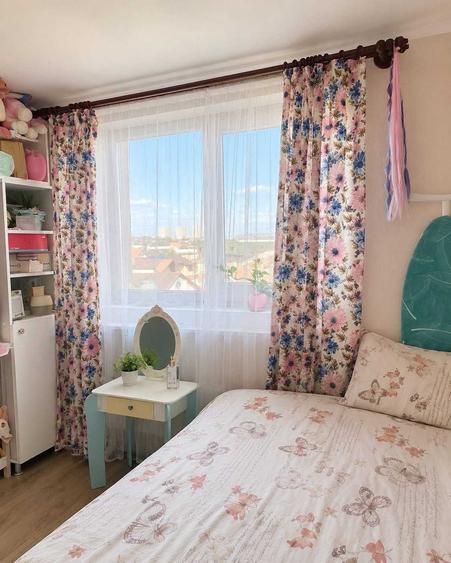 Apartament cu 3 camere decomandat în Valea Adâncă