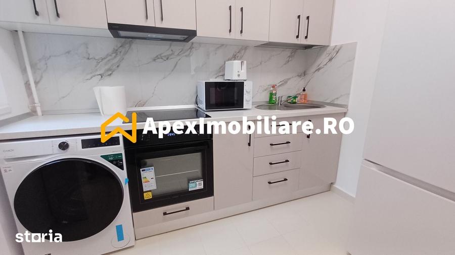 Apartament cu 3 camere semidecomandat în Ștefan cel Mare