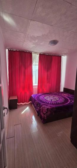 Apartament cu 3 camere decomandat în Țiglina 3