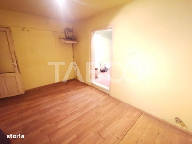Apartament cu 2 camere semidecomandat în Central — fotografia 3