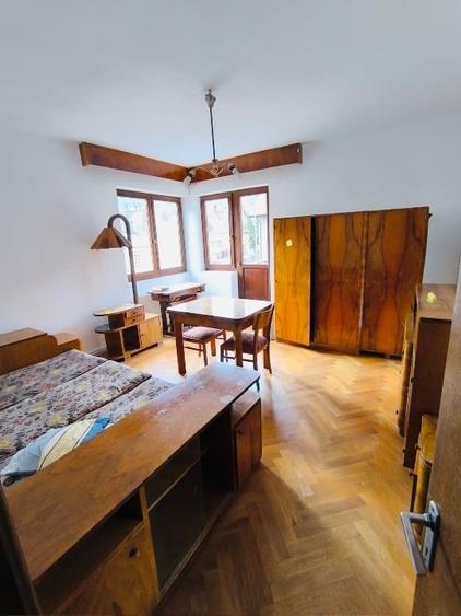 Duplex cu 5 camere cu Canalizare în Brașovul Vechi
