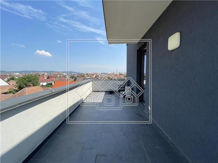 Penthouse superb 3 camere, Calea Surii Mici | Bloc cu LIFT, 2 bai - 13
