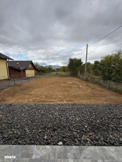 Casă cu 3 camere în Satu Nou de Jos