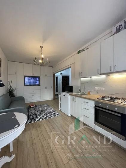 Apartament cu 2 camere semidecomandat, mobilat în Dâmbul Rotund