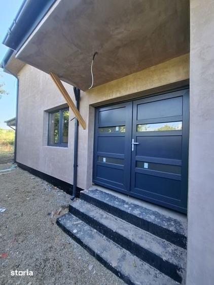 Casă cu 4 camere cu Teren 200 Mp în Valea Călugărească