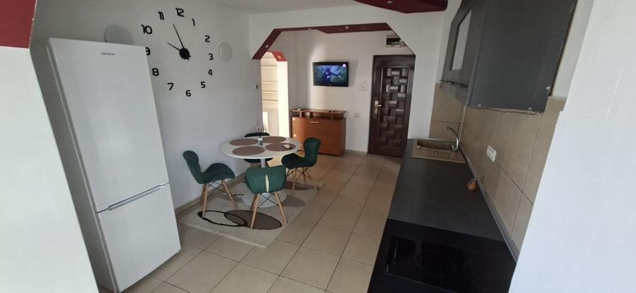 Apartament cu 2 camere decomandat în Ostroveni