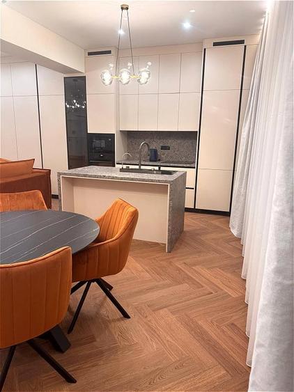 Apartament cu 3 camere semidecomandat, mobilat în Pipera