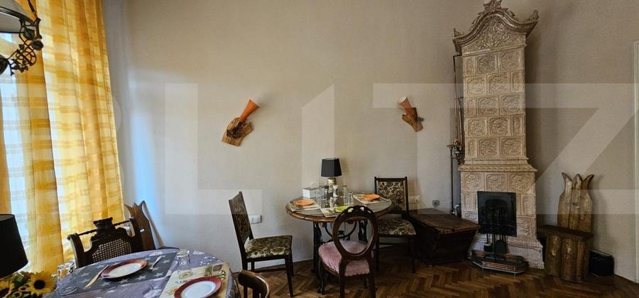Casă individuală cu 10 camere cu Canalizare în Central