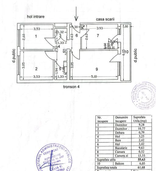 Apartament cu 3 camere decomandat în Piața Centrală