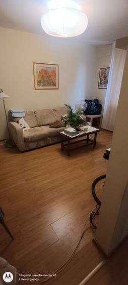 Apartament cu 3 camere semidecomandat în Exterior Vest