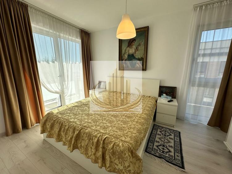 Duplex cu 5 camere cu Canalizare în Dumbrăvița