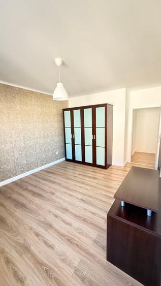 Apartament cu 3 camere decomandat în Vest