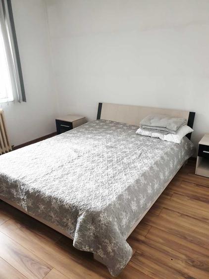 Apartament cu 2 camere decomandat în Petru Rareș