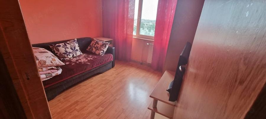 Zona ?agului, apartament 3 camere, decomandat, spa?ios, chirie 420 euro negociabil - 2
