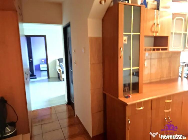 Apartament cu 2 camere semidecomandat în Salca