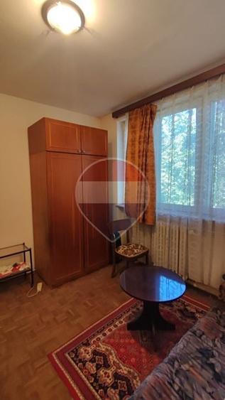 Apartament cu 3 camere decomandat în Dacia