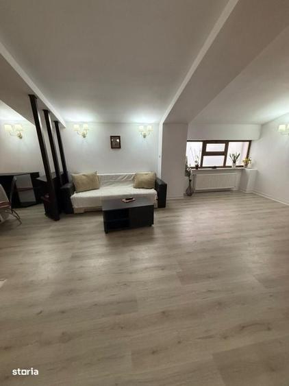 Apartament cu 3 camere, mobilat în Central