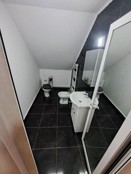 Casă cu 5 camere în Păcurari