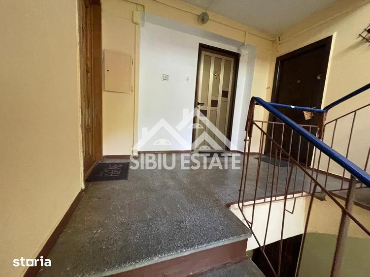 Apartament cu 2 camere decomandat în Vasile Aaron