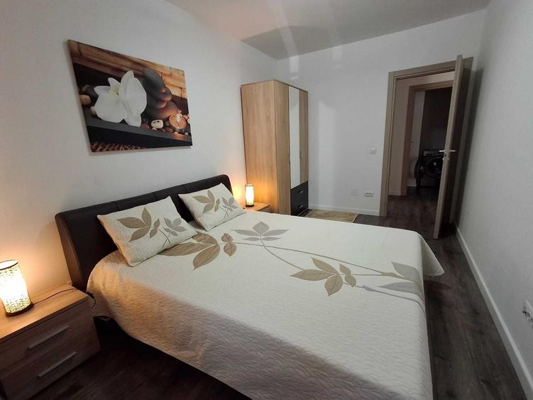 Apartament cu 2 camere semidecomandat în Exterior Vest
