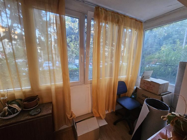 Apartament cu 3 camere decomandat, mobilat în Plopilor