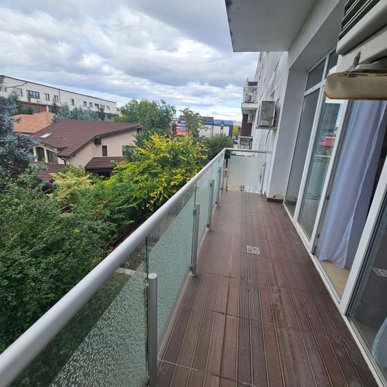 Apartament cu 2 camere decomandat în Pipera