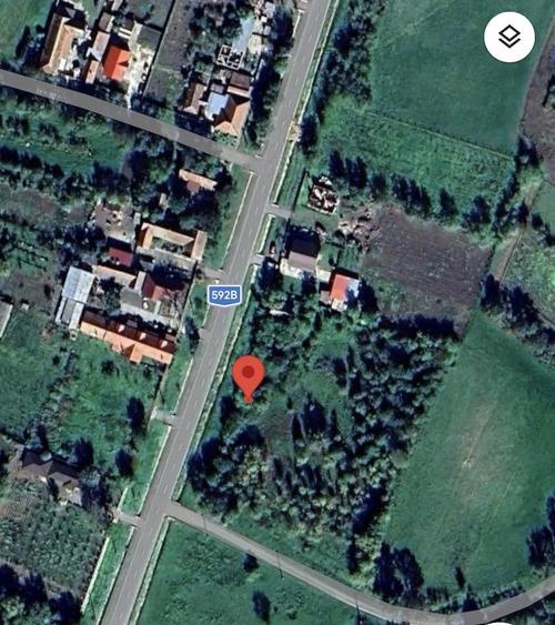 Teren de 1400 mp, în Folea
