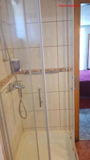 Casă individuală cu 18 camere cu Teren 1000 Mp în Exterior Sud