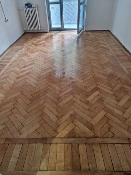 Proprietar inchiriez garsoniera cf.2 (24m2)et.1 din 4 situata pe blv. Nicolae Grigorescu sec3 - 5