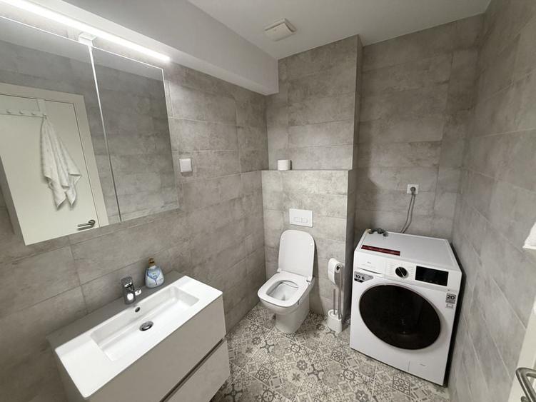 Apartament cu 2 camere decomandat în Ghencea